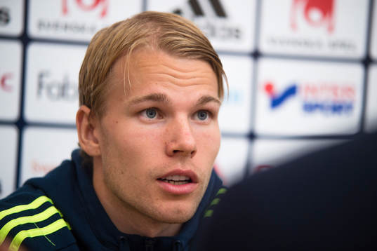 Oscar Lewicki i mixed zone