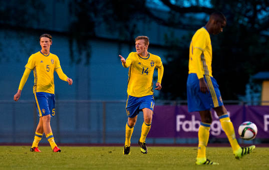 Sveriges Hugo Andersson, Teddy Bergqvist, Alexander Isak