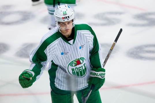 Rögles Sebastian Wännström jublar