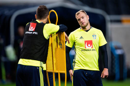 John Guidetti samtalar med Marcus Berg