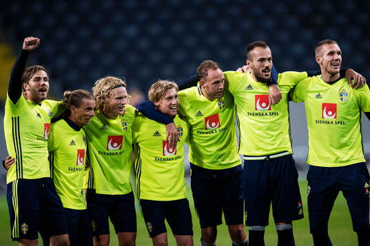 Bläddra bland fler bilder av Fotboll, Sverige, Träning