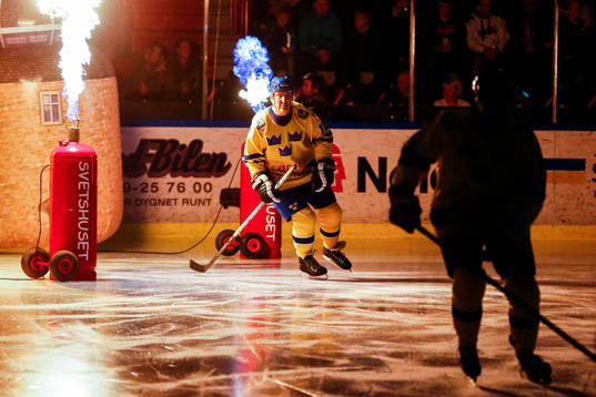 Tre Kronor legends Mikael Andersson före
