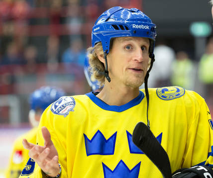 Tre Kronor legends Jonathan Hedström