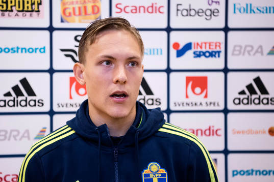 Ludwig Augustinsson i mixed zone