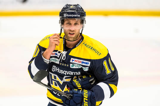 s Martin Thörnberg värmer upp