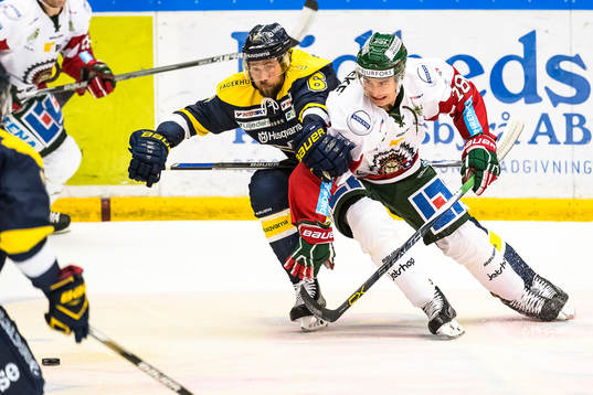 s Christoffer Persson och Frölundas Johan Sundström