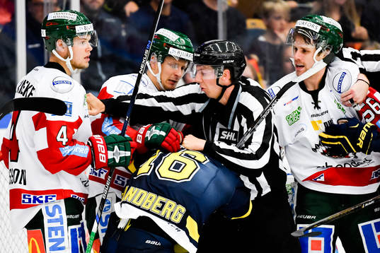 Bråk framför Frölundas mål