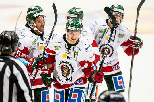 Frölundas Jacob Larsson jublar