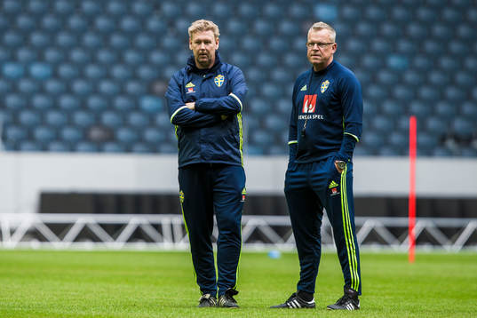 Sveriges förbundskapten Janne Andersson och assisterande
