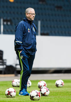 Sveriges rådgivare Lars Lagerbäck