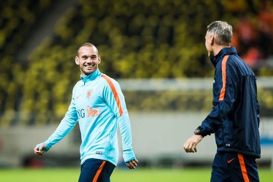 Bläddra bland fler bilder av Fotboll, Holland, Träning