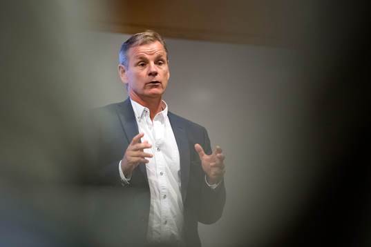 Håkan Loob, sportchef i Färjestad