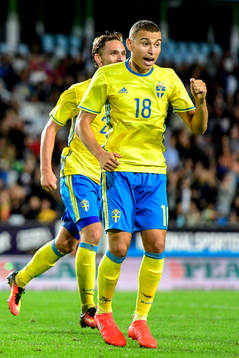 Sveriges Jordan Larsson jublar