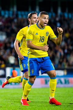 Sveriges Jordan Larsson jublar