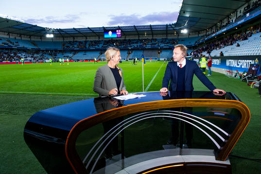 TV4 sports studio med experterna Anna Brolin och Anders