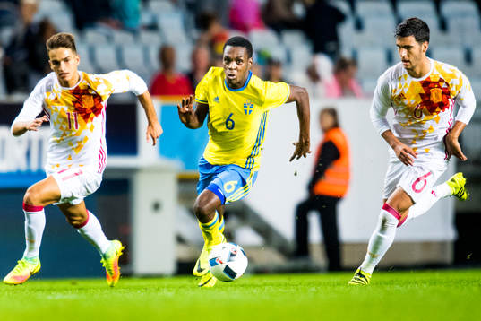 Spaniens Denis Suarez och Mikel Merino jagar Sveriges Joel