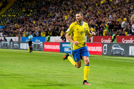 Sveriges Marcus Berg jublar