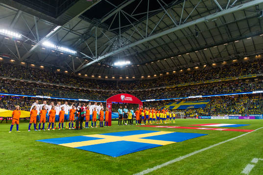 De Svenska och Holländska spelarna