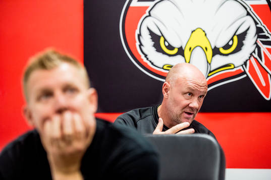 Tränaren Peter Andersson och assisterande tränare Jesper