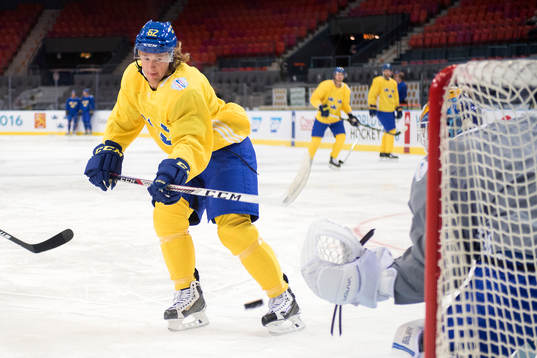 Sveriges Carl Hagelin