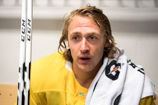 Sveriges Carl Hagelin