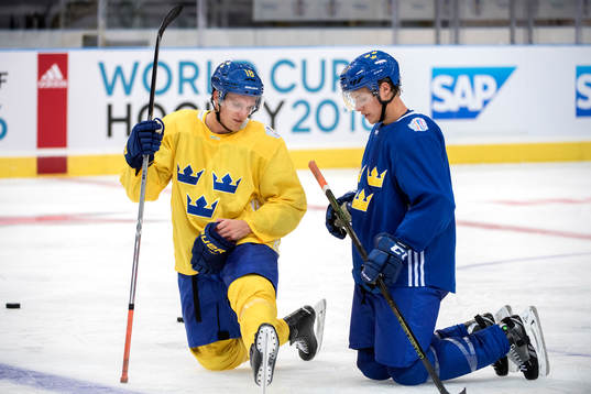Sveriges Jakob Silfverberg och Hampus Lindholm