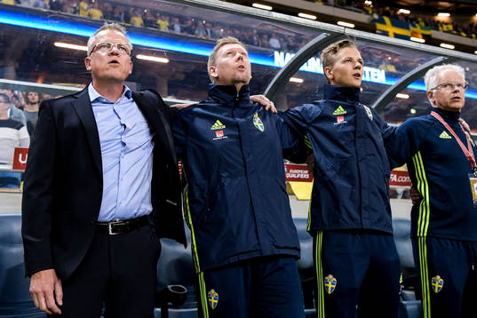 Sveriges förbundskapten Janne Andersson och assisterande