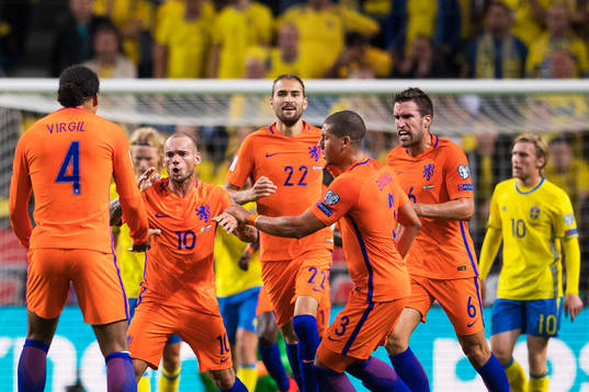 Hollands Wesley Sneijder (nr 10) jublar