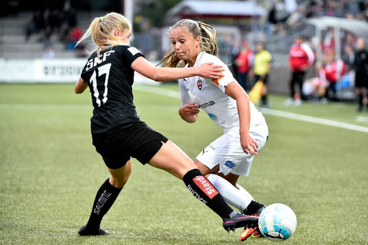 Göteborgs Maja Göthbergoch Rosengårds Lieke Martens