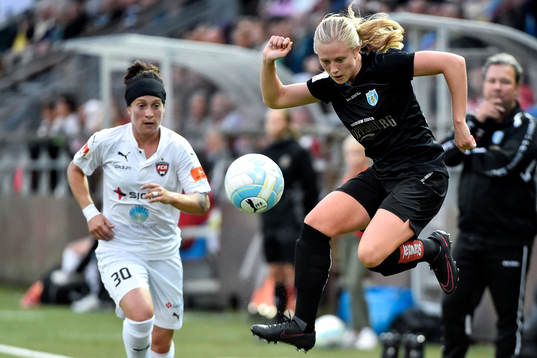 Göteborgs Rebecka Blomqvist och Rosengårds Ella Masar