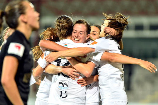 Rosengårds Lotta Schelin jublar