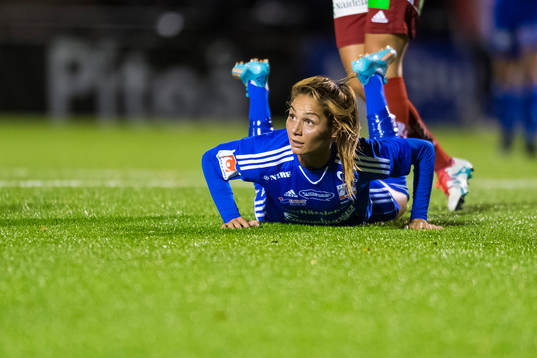 Vittsjös Lisa Klinga ligger på gräset