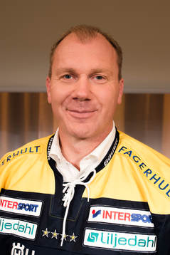 s tränare Johan Lindbom