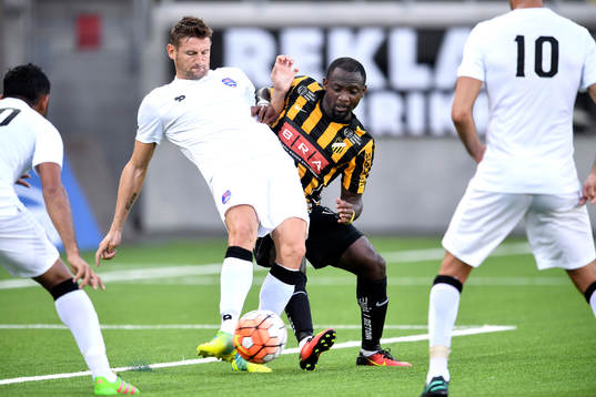 Delhi Dynamos Ruben och Häckens John Owoeri