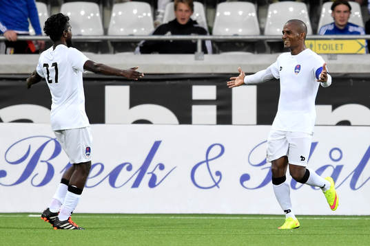 Delhi Dynamos Florent Malouda jublar