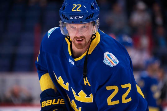 Sveriges Daniel Sedin på uppvärmningen