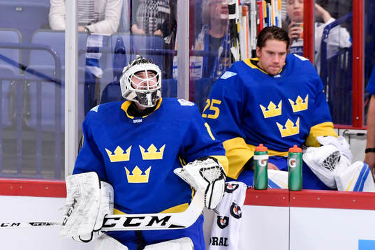 Sveriges målvakter Jhonas Enroth och Jacob Markström