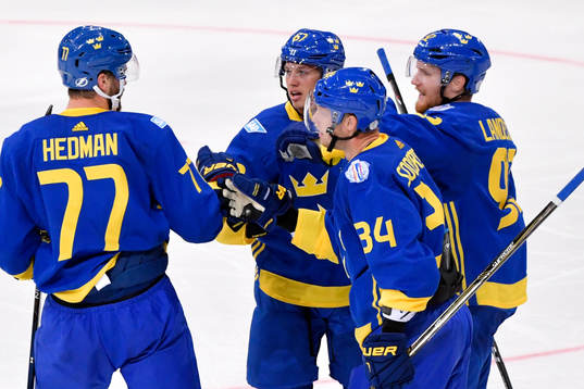 Sveriges Victor Hedman, Rickard Rakell, Carl Söderberg och