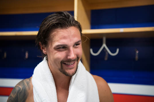 Sveriges Erik Karlsson