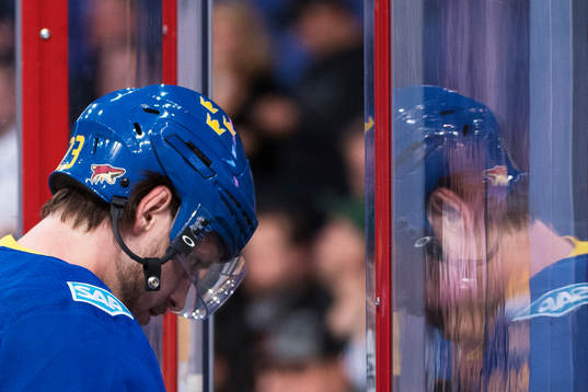 Sveriges Oliver Ekman Larsson lämnar uppvärmningen innan