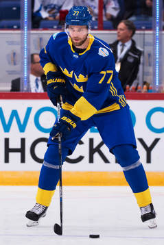Sveriges Victor Hedman på uppvärmningen innan