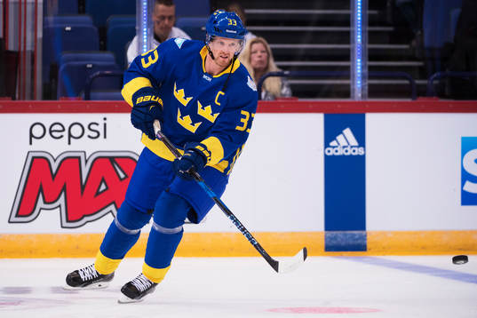 Sveriges Henrik Sedin på uppvärmningen innan