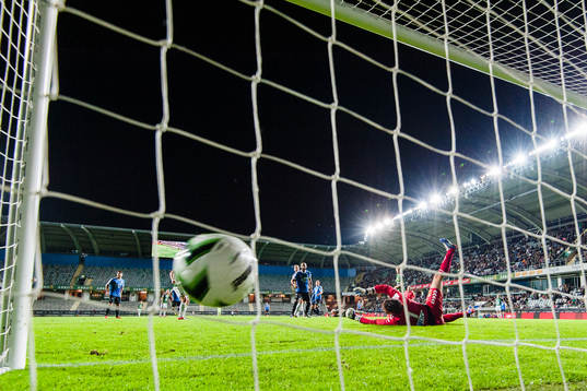 Trelleborgs Mattias Håkansson kvitterar till 3-3 på