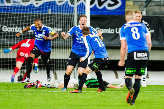 Trelleborgs Salif Camara Jönsson och Zoran Jovanovic