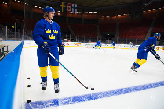 Nicklas Bäckström