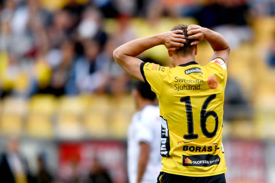 Elfsborgs Viktor Claesson deppar