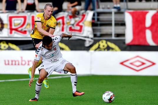 Kalmars Emin Nouri och Elfsborgs Daniel Gustavsson