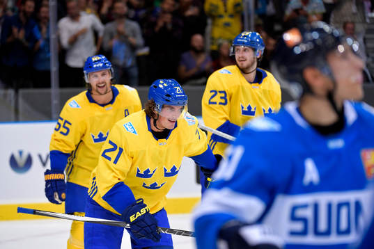 Sveriges Loui Eriksson jublar