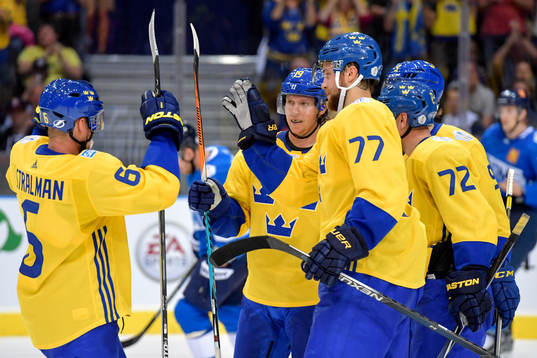 Sveriges Anton Strålman, Nicklas Bäckström, Victor