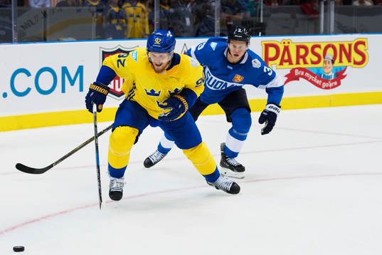 Sveriges Gabriel Landeskog och Finlands Olli Määttä